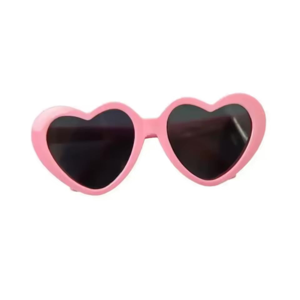 Fashion Pet Sunglasses Creative Love Heart Glasses for Cats & Dogs