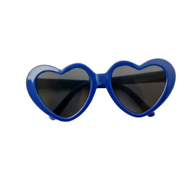 Fashion Pet Sunglasses Creative Love Heart Glasses for Cats & Dogs